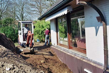 Noppenfolie gespannt und Alukante oben