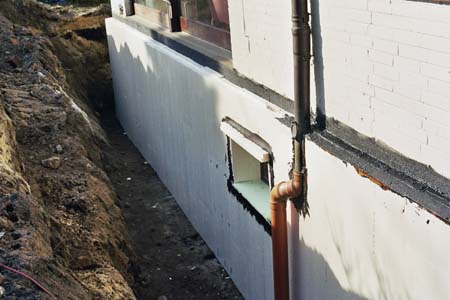 Voranstrich mit Quarzsand und 120mm Dmmung